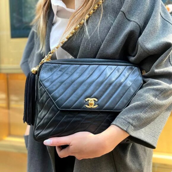 Authentic Vintage Chanel Large Bijou Strap Shoulder Camera CrossBody Bag Purse - Picture 16 of 16